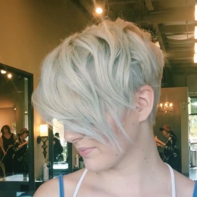Best Pixie Cuts and Color