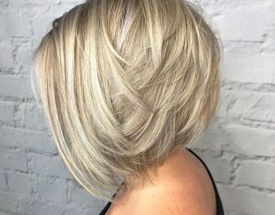 25-best-layered-inverted-bob-haircut-ideas-in-2020