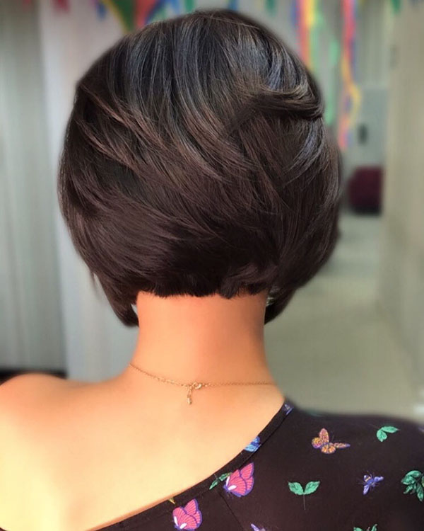 Inverted Layered Bob Hairstyle Images