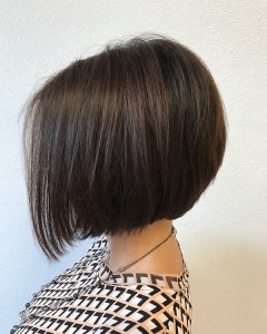 female short bob haircut