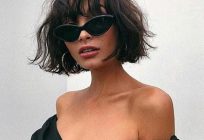 30 Stunning Haircuts for Short Hair With Bangs in 2021