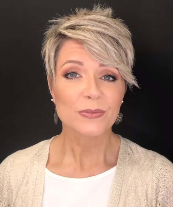 Pictures Of Short Haircuts For Over 50